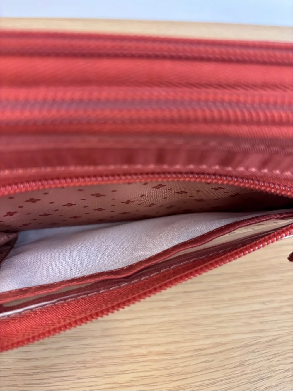 Lug Quickstep Convertible Wallet Crossbody Pink Rose Colorway